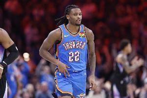 真没状态！卡森-华莱士14中3&三分6中1仅拿8分 正负值-24全场最低