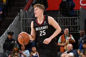 韦尔：亚库乔尼斯是个传球第一的控卫 我们能建立起绝佳化学反应