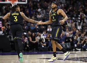 理查德哪里让你印象深刻？穆迪：耐心 把握空位投篮 打法简洁高效