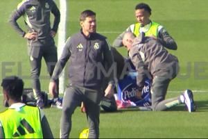  愿无大碍！米利唐训练中受伤缠上厚厚绷带 阿隆索代替他完成训练