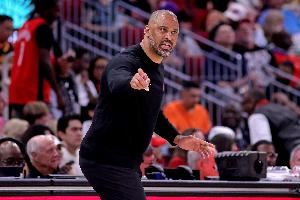  火箭今日过后进攻效率从第1掉到第2 净效率第1掉到第3