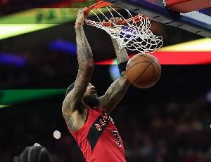  谢德：英格拉姆牵制力太强了对手一直在限制他 他打得非常无私