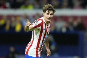  世体：巴萨考虑接替莱万的人选，最被看好的是阿尔瓦雷斯