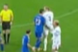  👹魔人屁股摸不得！哈兰德被曼奇尼摸屁股后怒骂，多纳鲁马劝架