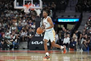  文班不在我来扛！福克斯20中11&三分8中4砍下28分11助